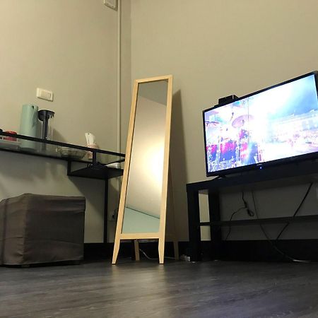 高鐵背包客 Hsr Bnb 桃園民宿 063號 Чжунли Стая снимка